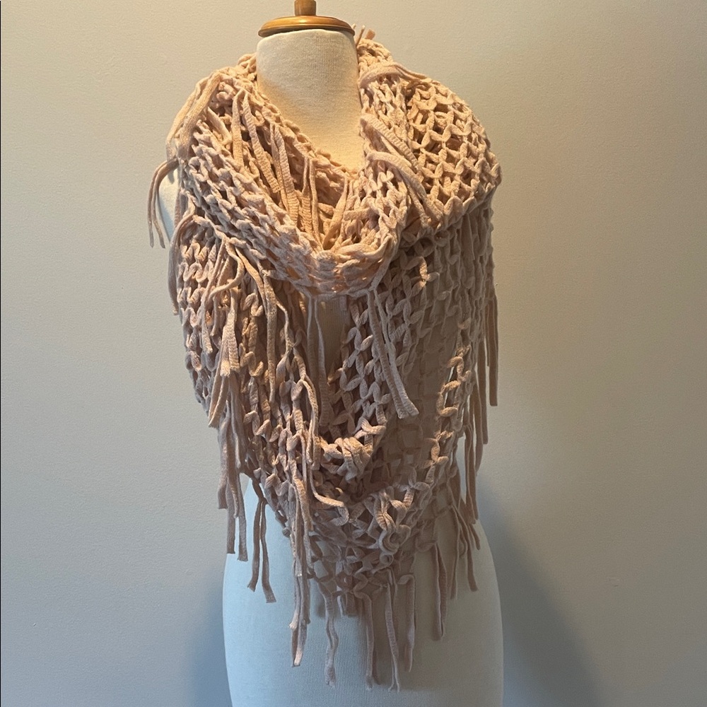 Chunky Knit Fringe Scarf